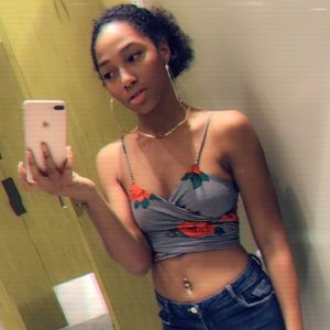 Meet your Posher, Juneetta